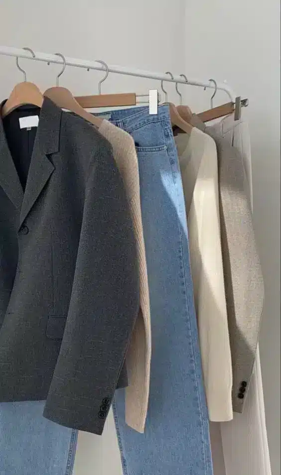 CLOSET AND SHOPPING